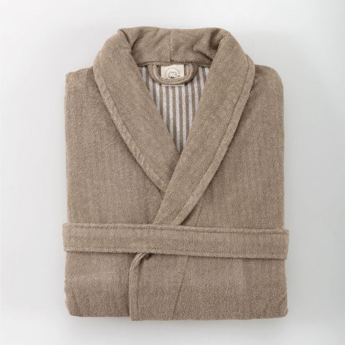 EFFICIENCE STRIPES – халат с характером и ритмом.