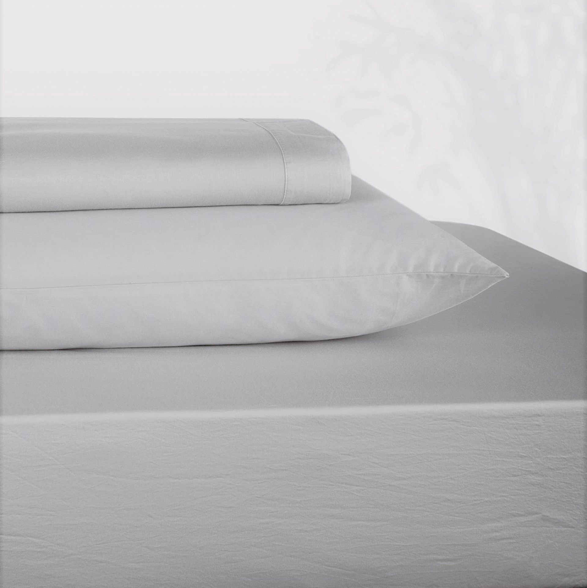 Satīna palagi 100% garo šķiedru kokvilna