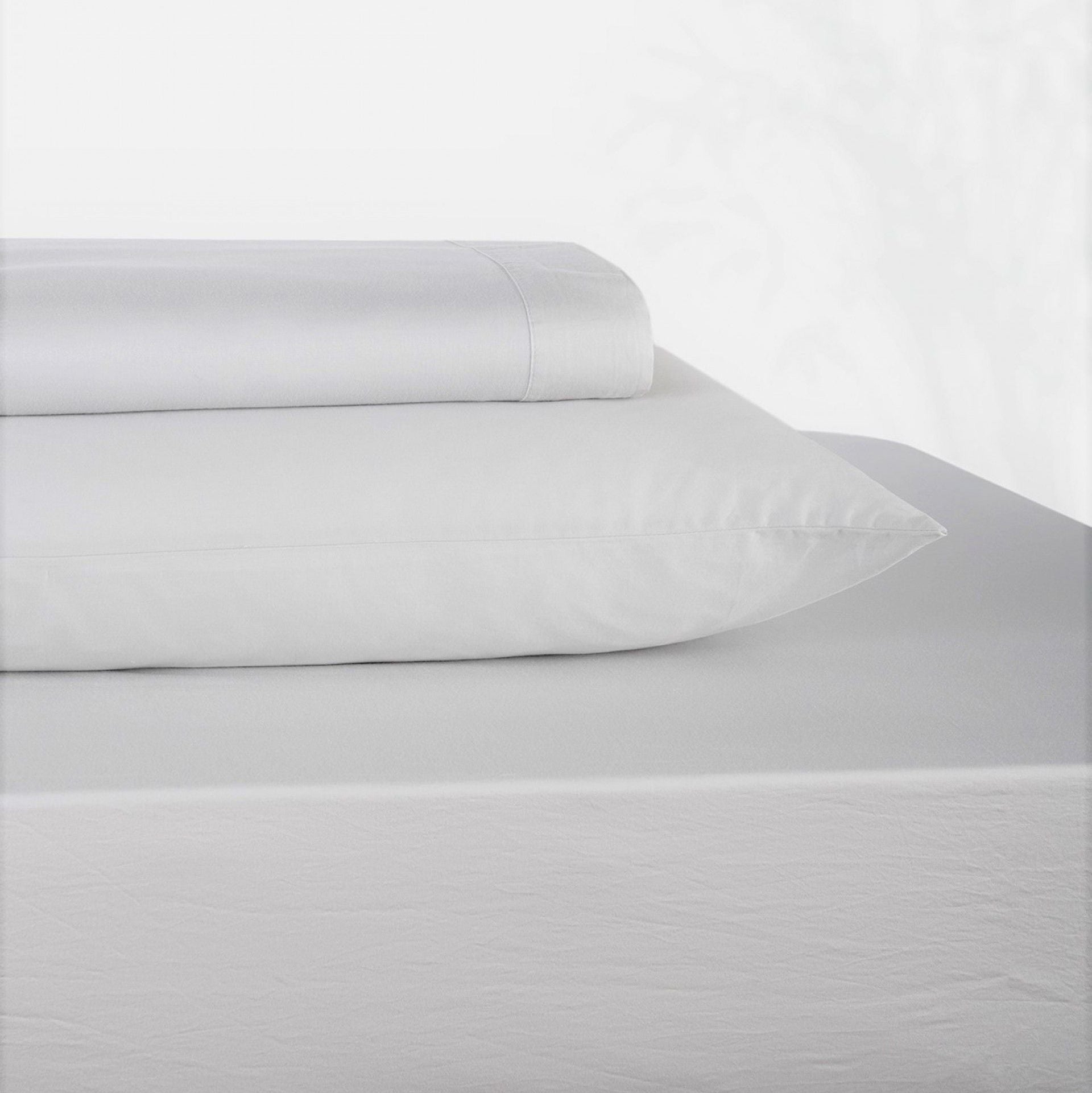 Satīna palagi 100% garo šķiedru kokvilna