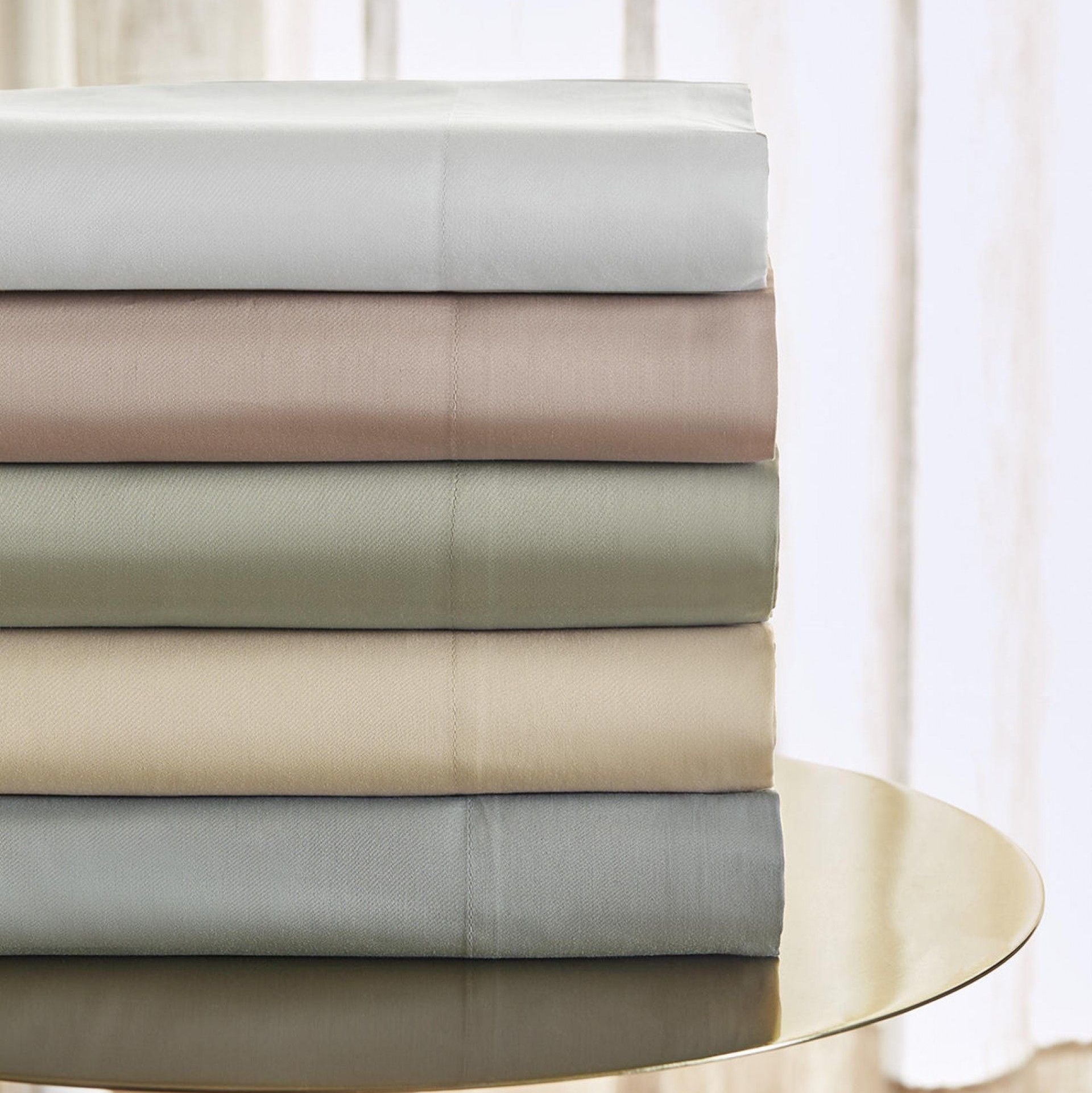 Satīna gultas veļa VINCENT. 4 krāsu varianti