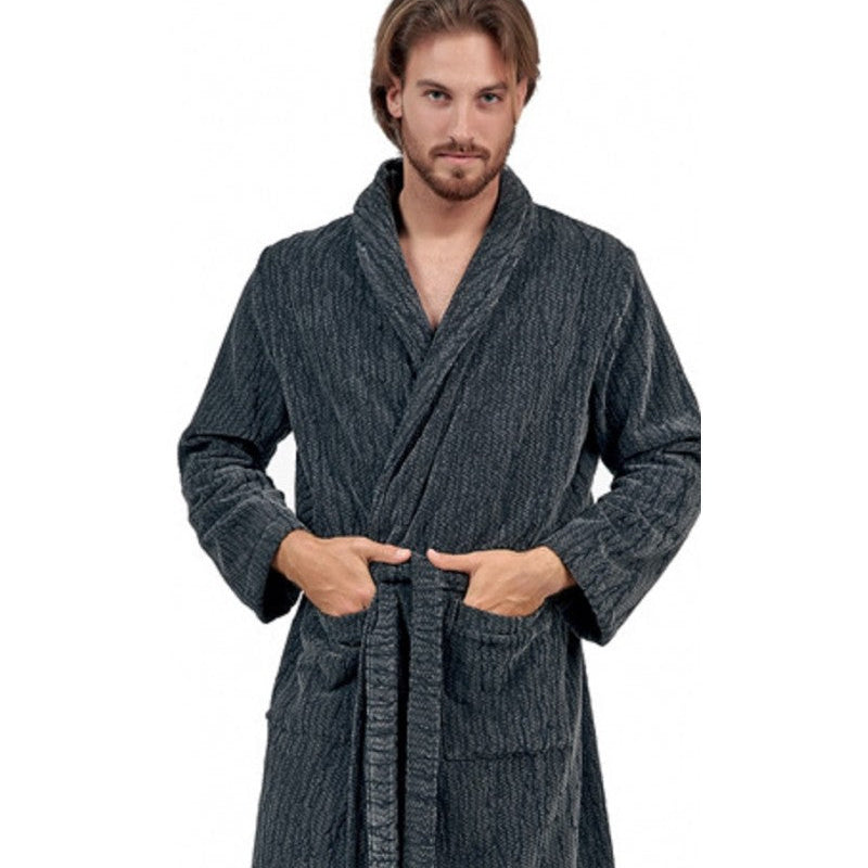 OSAKA – коллекция мужских халатов и тапочек с характером.