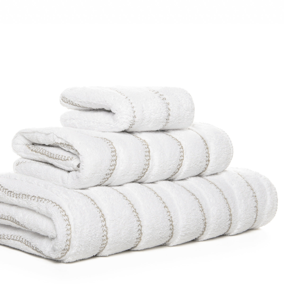 OPERA – frotē dvieļi ar tekstila simfonijas eleganci