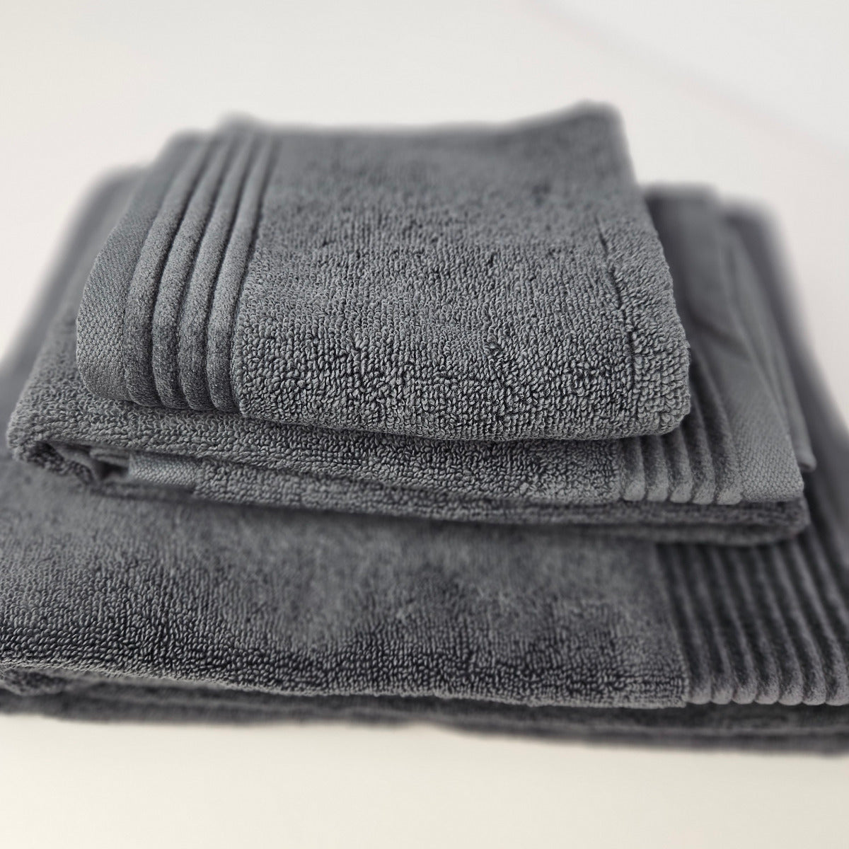 Frotē dvielis SAVOY 46x75 antracit