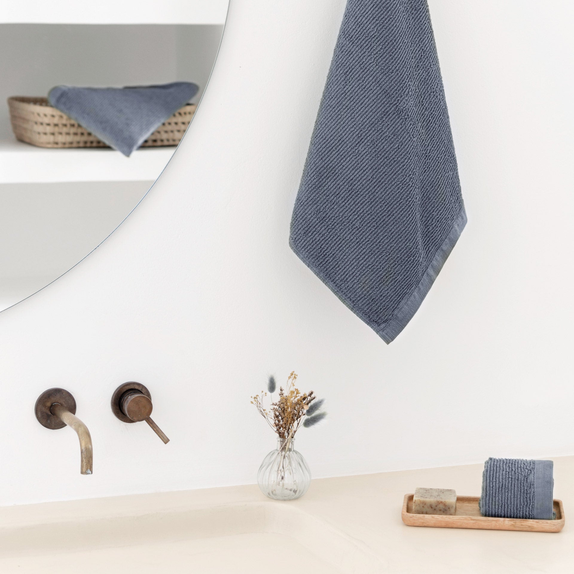 RIBBON frotē dvieļi no 100% ķemmētās kokvilnas 9 krasas