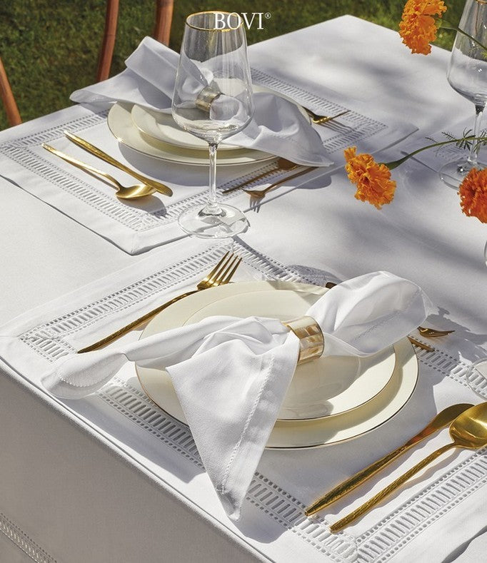 OLIMPIA – galda tekstils ar svinīgu vieglumu