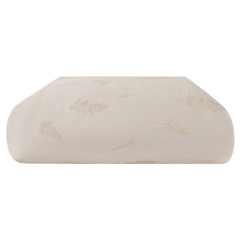 Satīna gultas veļa VIENNA ar izšuvumu — klusa greznība guļamistabai