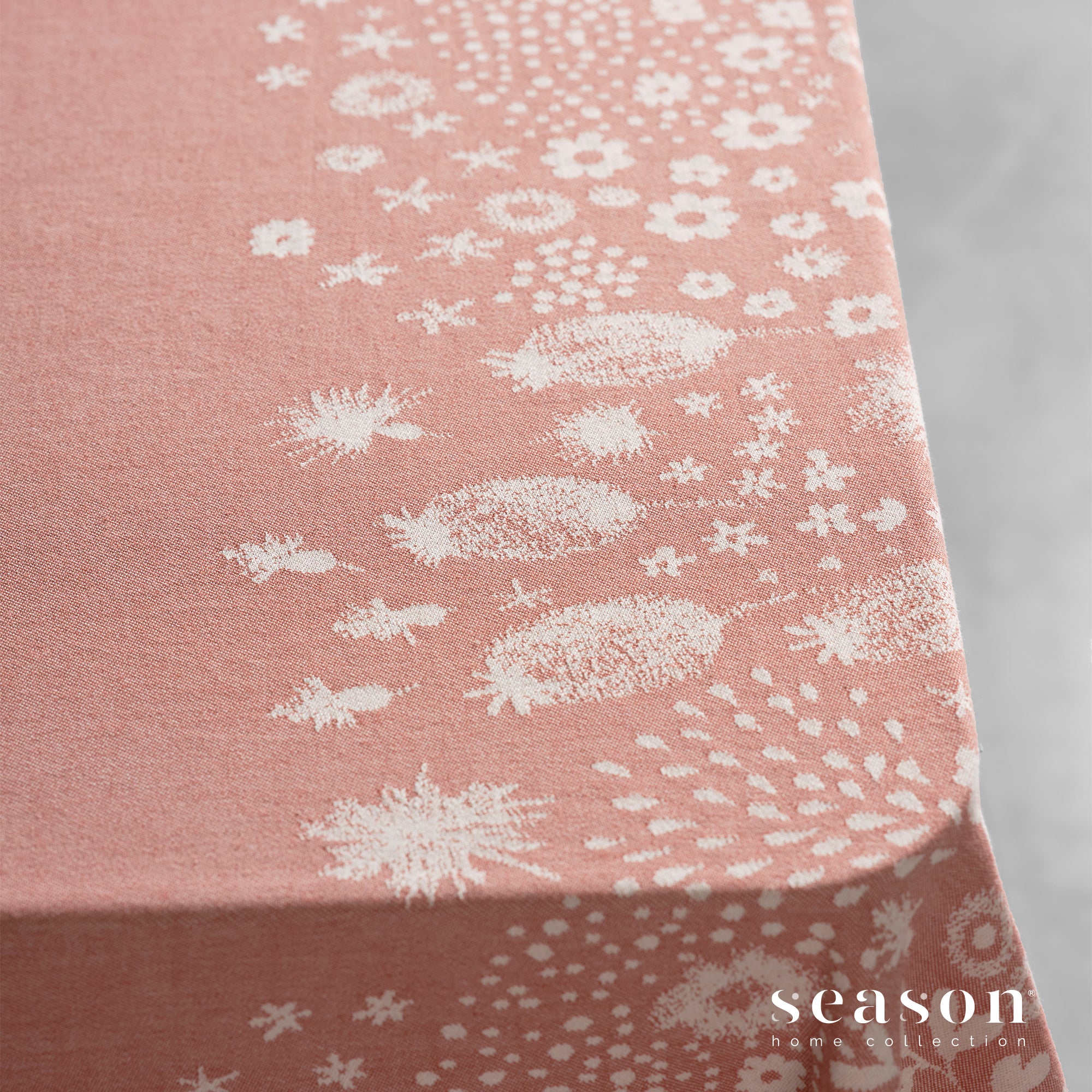 WILD ONE – ikdienas galdauti ar ziedu vieglumu