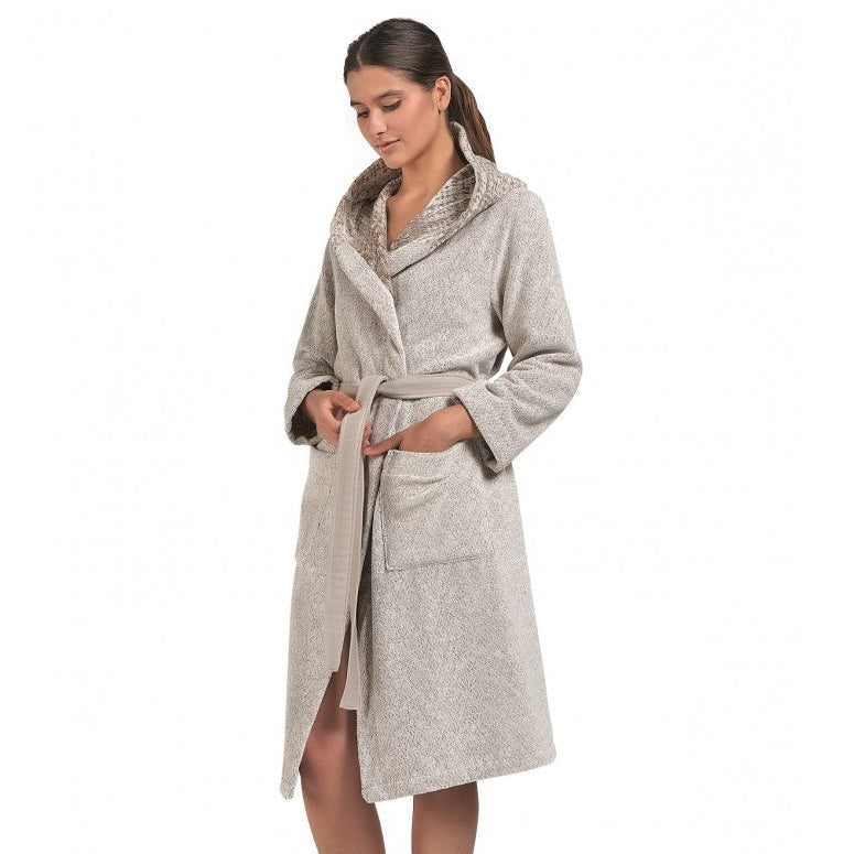 Prince of Wales халат с капюшоном – сочетание классики и комфорта.